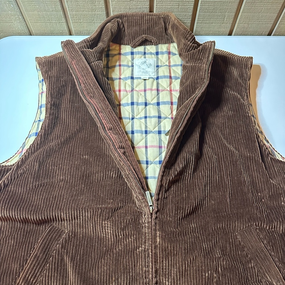 Brooks Brothers Mens Vest XL Quilted Brown Corduroy Heavy Duty Outerwear